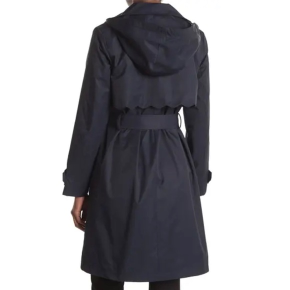 NWT Kate Spade scalloped trench coat